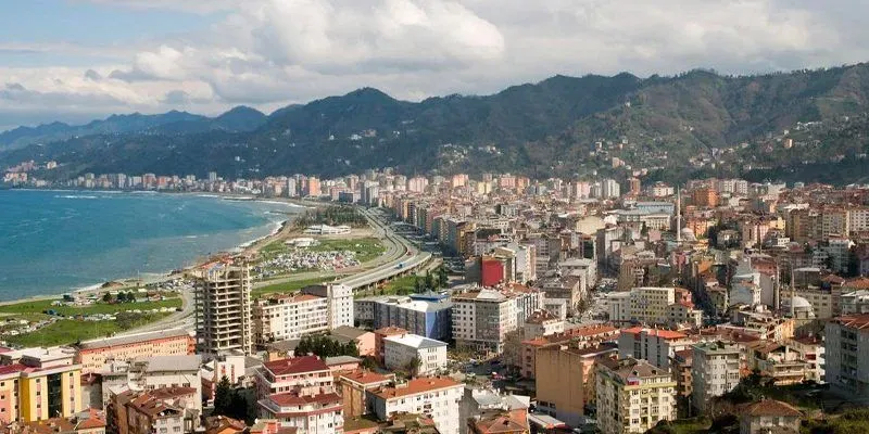 Rize’de Balık Katliamı ve Çay Alanı Genişlemeleri Tepki Çekiyor