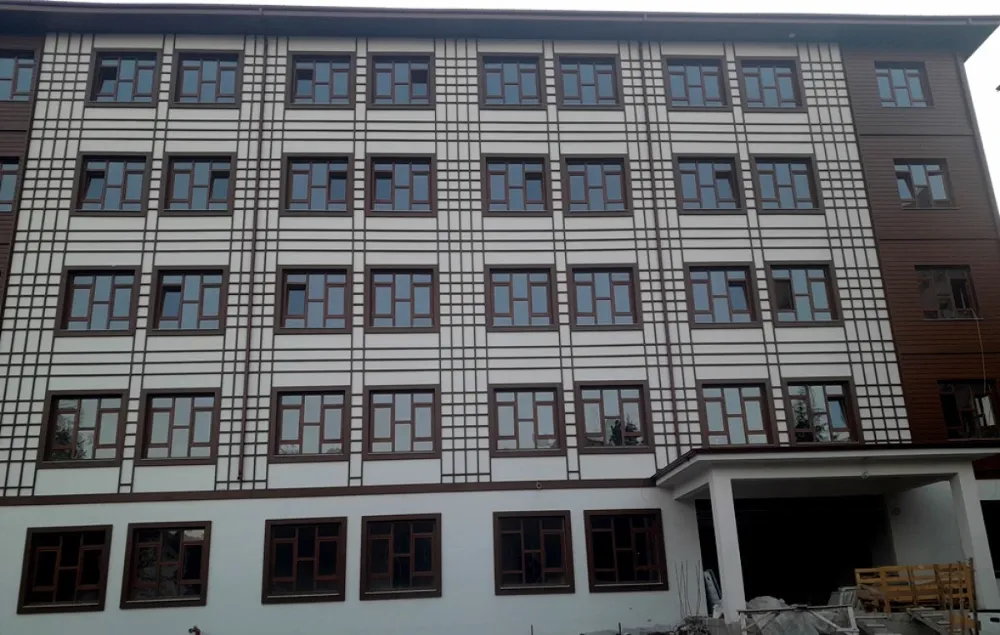Rize Modern Bir Okula Daha Kavuşuyor