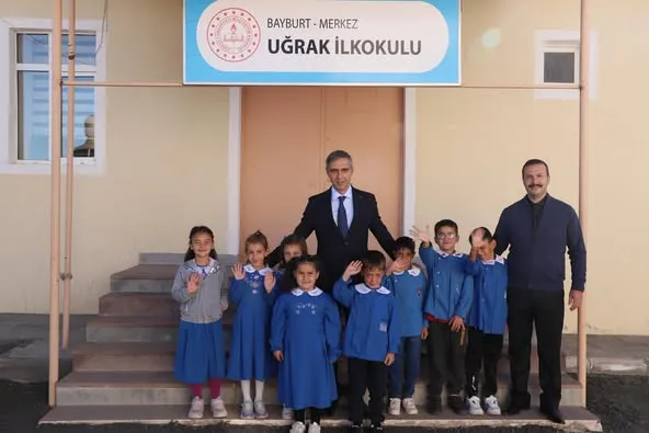 İl Milli Eğitim Müdürü Ömer Faruk Kahraman, Uğrak İlkokulu’nu Ziyaret Etti