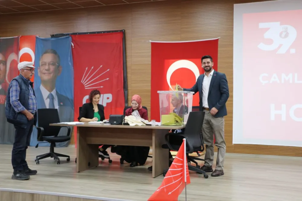 CHP Çamlıhemşin 39. Olağan İlçe Kongresi Gerçekleşti: Özgür Parlağı Yeniden Başkan