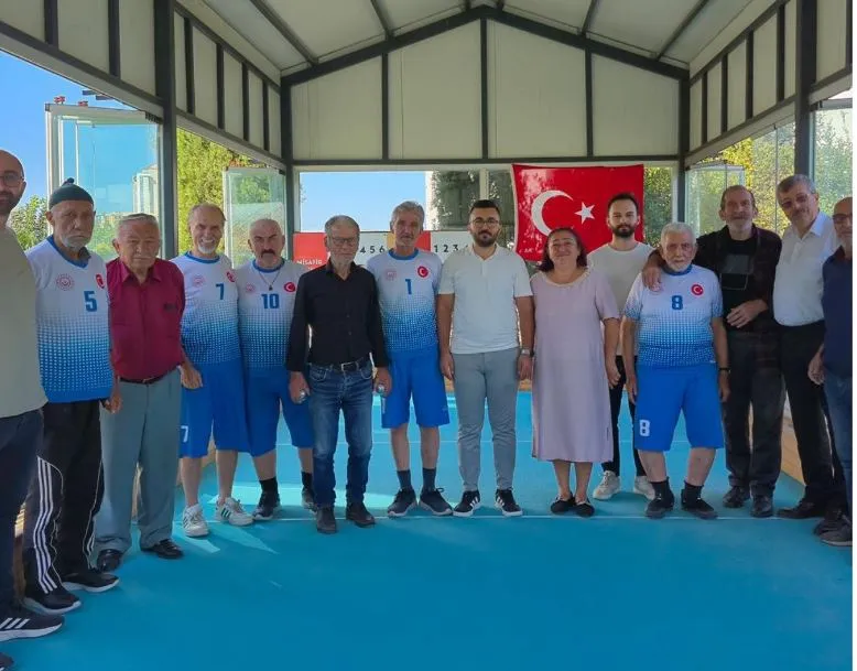Yıldızlı Huzurevi Sakinleri Bocce Turnuvasında Örnek Sporcu Oldu