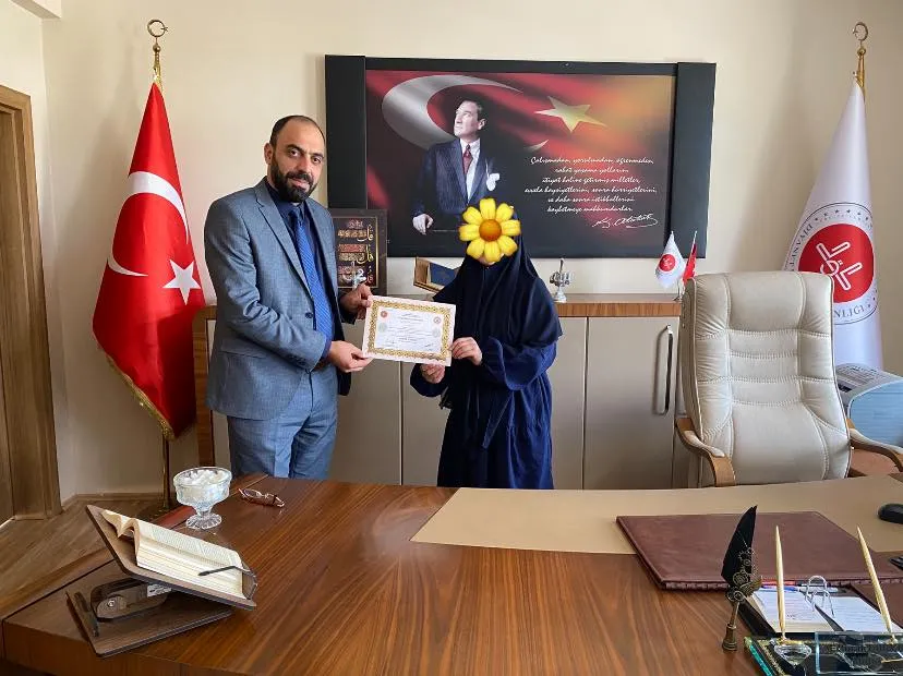 Ali Şeker Kız Kur’an Kursu’ndan Bir Hafız Daha