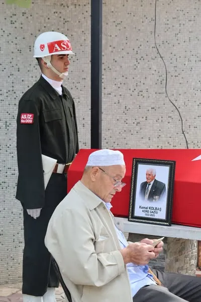 Kahraman Kore Gazisi Kemal Kolbaş Son Yolculuğuna Uğurlandı