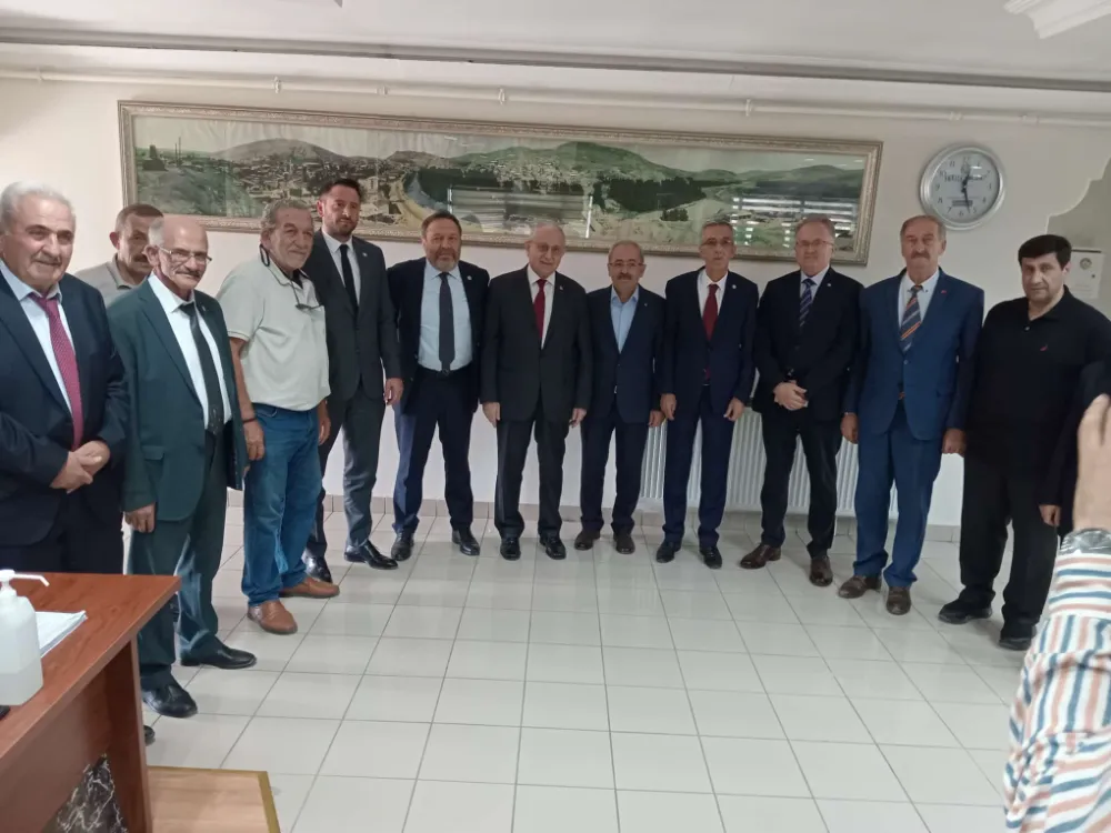 İYİ Parti Heyeti Bayburt Ticaret ve Sanayi Odası’nı Ziyaret Etti