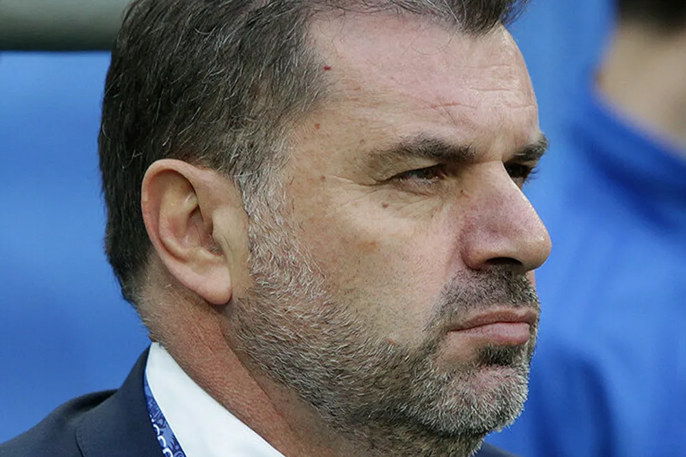 Fenerbahçe’nin Hedefindeki Postecoglou’ya Alman Kulübü de İlgi Gösterdi!