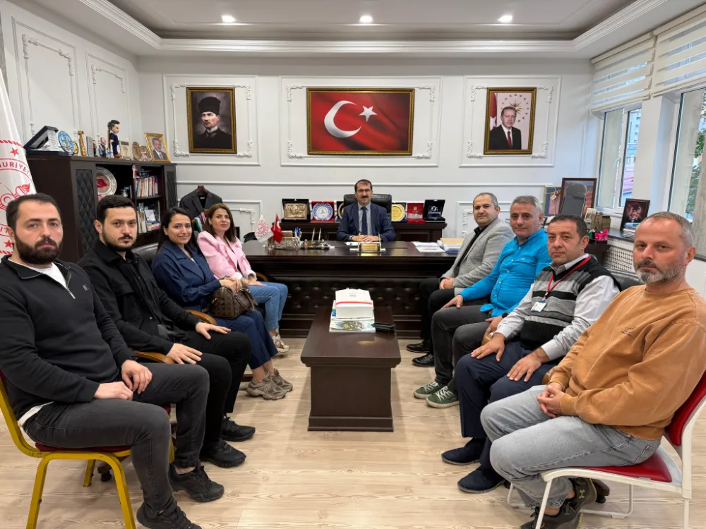 Türk Kızılay Artvin Şubesi’nden İl Milli Eğitim Müdürlüğüne Ziyaret
