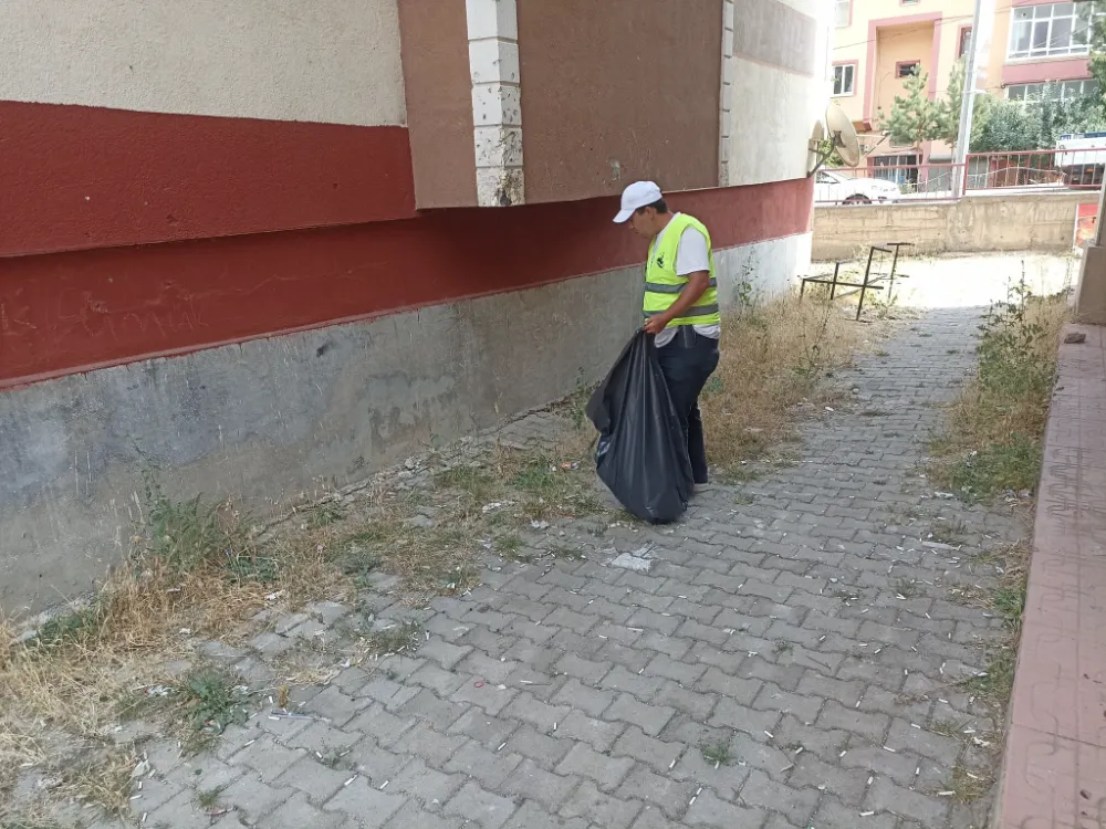 Bayburt Belediyesi’nden Şehir Genelinde Yoğun Çalışmalar: Asfalt ve Temizlik Seferberliği Sürüyor
