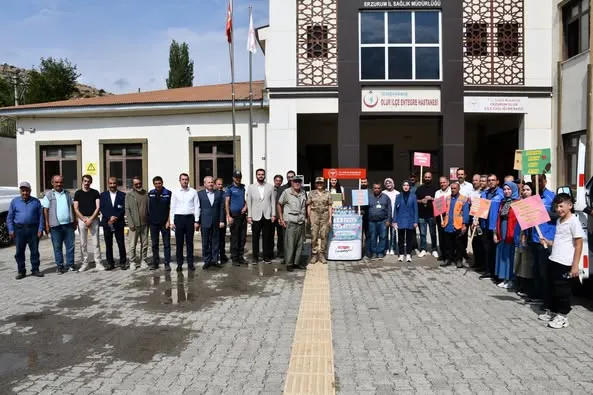 Olur’da Halk Sağlığı Haftası Kapsamında Farkındalık Yürüyüşü Düzenlendi