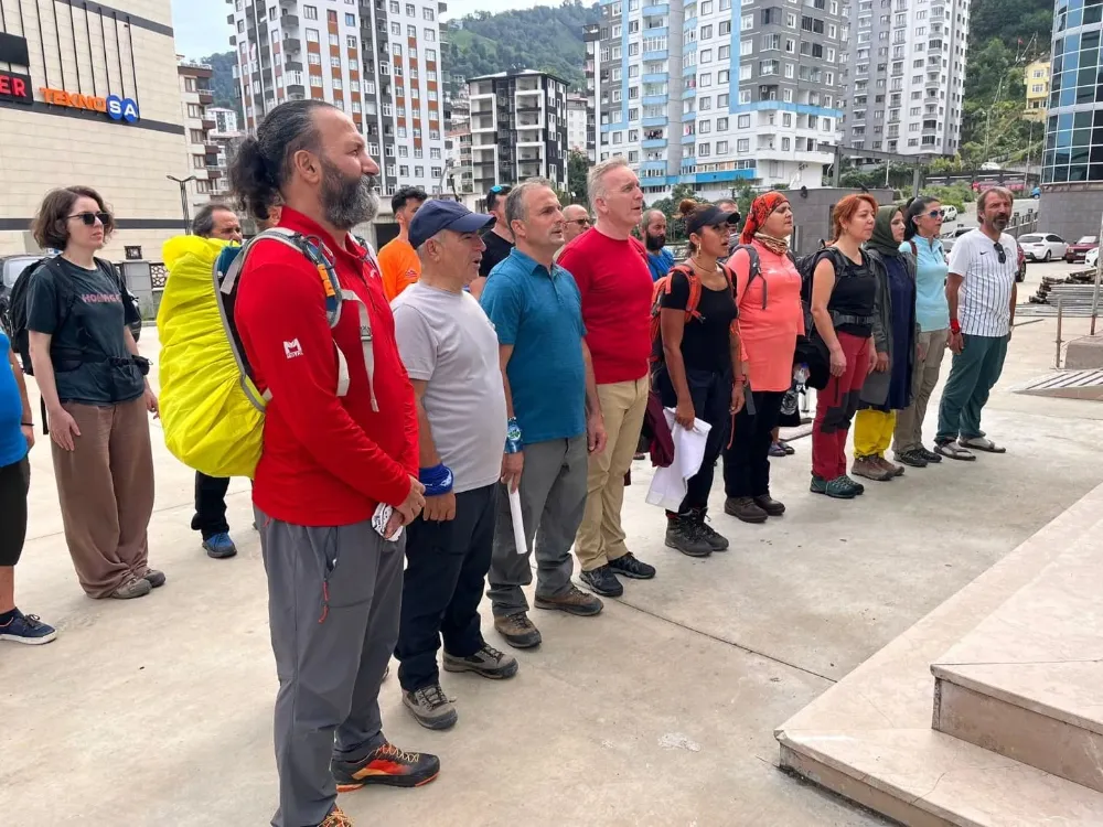 Kaçkar Dağı Tırmanışı Rize’de Başladı: Doğaseverler Zirveye Yolculuk Ediyor