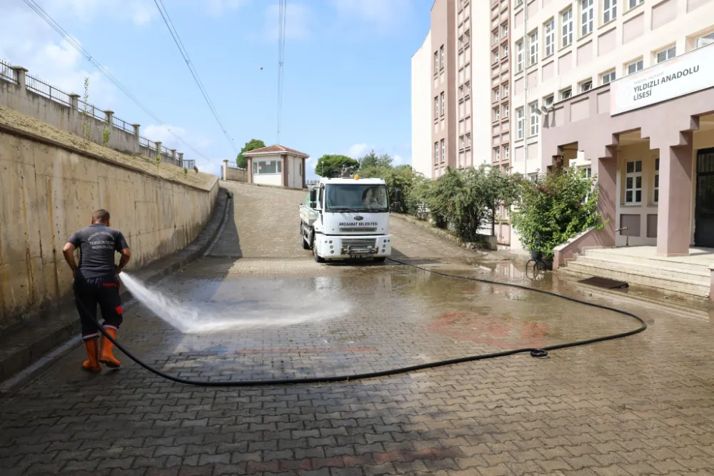 Akçaabat’ta Okullarda Hijyen Çalışmaları Tüm Hızıyla Devam Ediyor