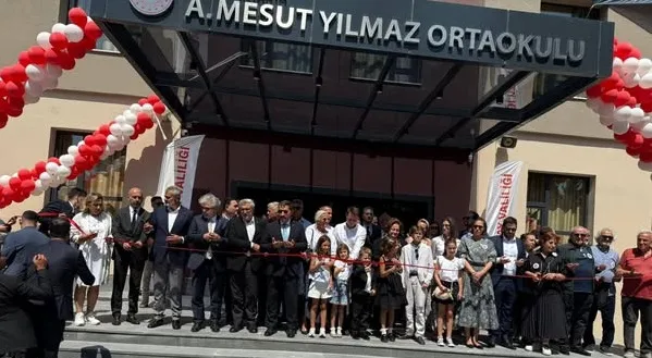 Mesut Yılmaz