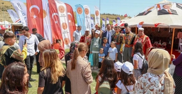 Azerbaycanlılar zaferin gururunu Malazgirt