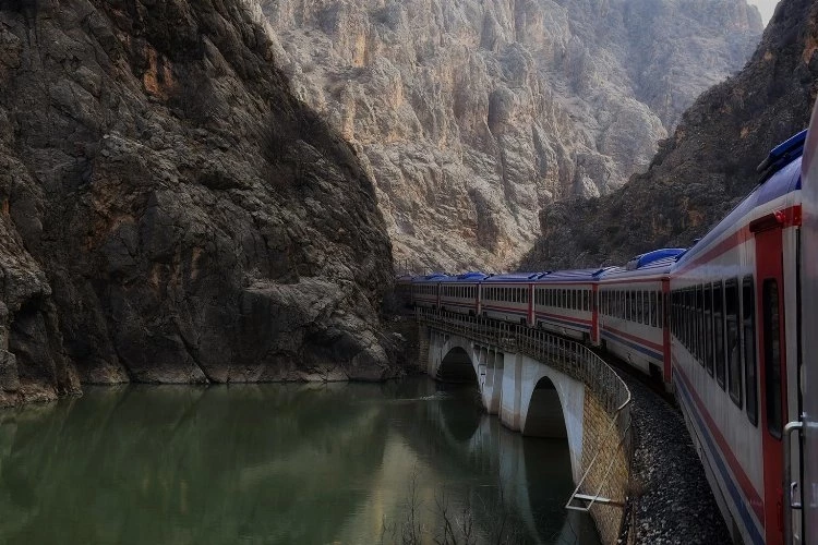 Turistik Doğu Ekspresi seferlerine başladı