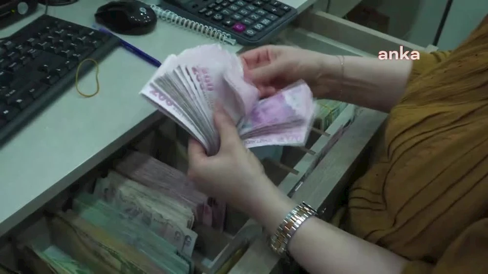 YILIN İLK HAFTASINA DOLAR 18,70 TL, EURO İSE 20,01 TL’DEN BAŞLADI