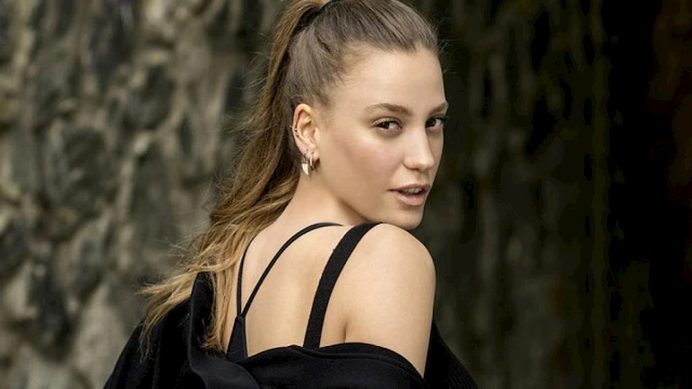 Serenay Sarıkaya Kimdir? Ünlü Oyuncu Serenay Sarıkaya Kimdir? Kaç Yaşında, Nereli?