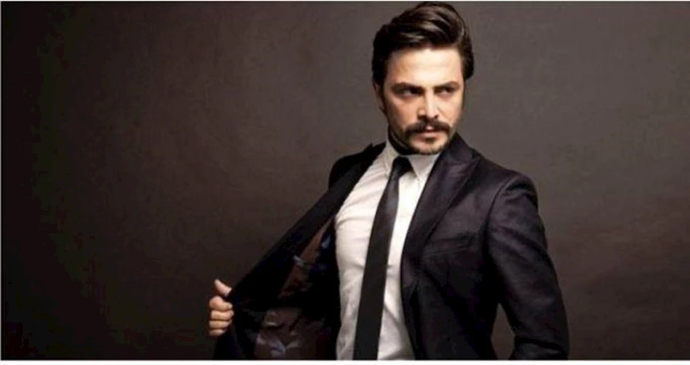 Ahmet Kural Kimdir? Ünlü Oyuncu Ahmet Kural Kimdir? Kaç Yaşında, Nereli?