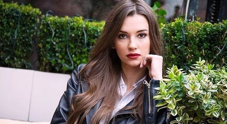 Leyla Lydia Tuğutlu Kimdir? Ünlü Oyuncu Leyla Lydia Tuğutlu Kimdir? Kaç Yaşında, Nereli?