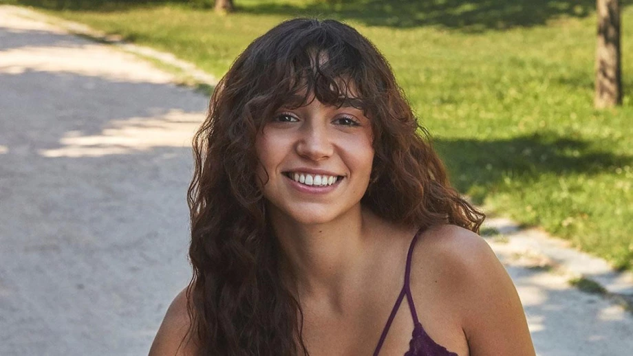Zeynep Bastık Kimdir? Ünlü Şarkıcı Zeynep Bastık Kimdir? Kaç Yaşında, Nereli?