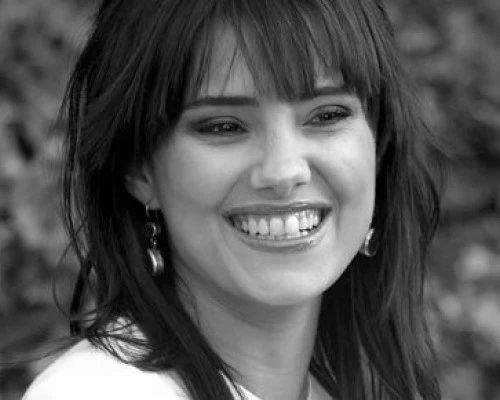 Nehir Erdoğan Kimdir? Ünlü Oyuncu Nehir Erdoğan Kimdir? Kaç Yaşında, Nereli?