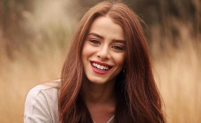 İlayda Alişan Kimdir? Ünlü Oyuncu İlayda Alişan Kimdir? Kaç Yaşında, Nereli?
