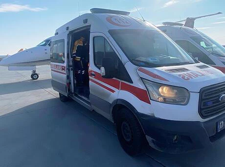Ambulans uçak kalp yetmezliği olan Berivan için havalandı