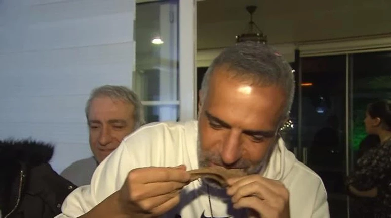 Berdan Mardini Survivor Dönüşü Kendini Yemeğe Verdi!