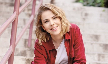 Oya Okar Kimdir? Ünlü Oyuncu Oya Okar Kimdir? Kaç Yaşında, Nereli?