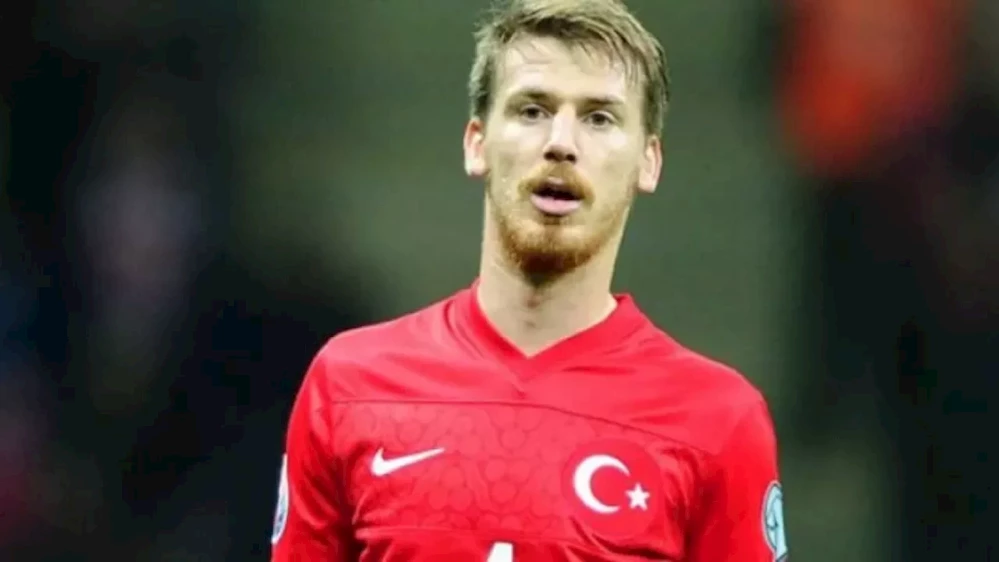 Serdar Aziz Kimdir? Ünlü Futbolcu Serdar Aziz Kimdir? Kaç Yaşında, Nereli?