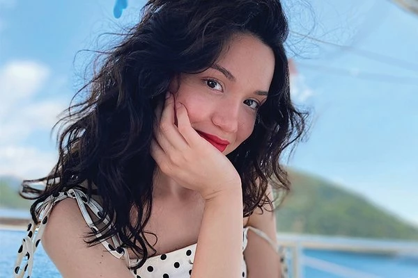 Hazal Subaşı Kimdir? Ünlü Oyuncu Hazal Subaşı Kimdir? Kaç Yaşında, Nereli?