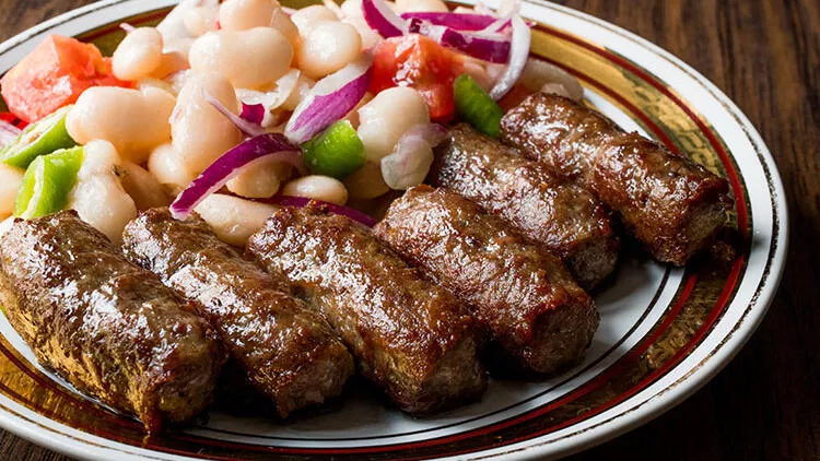 İnegöl Köfte Tarifi! İnegöl Köfte Nasıl Yapılır? İnegöl Köfte Püf Noktaları!