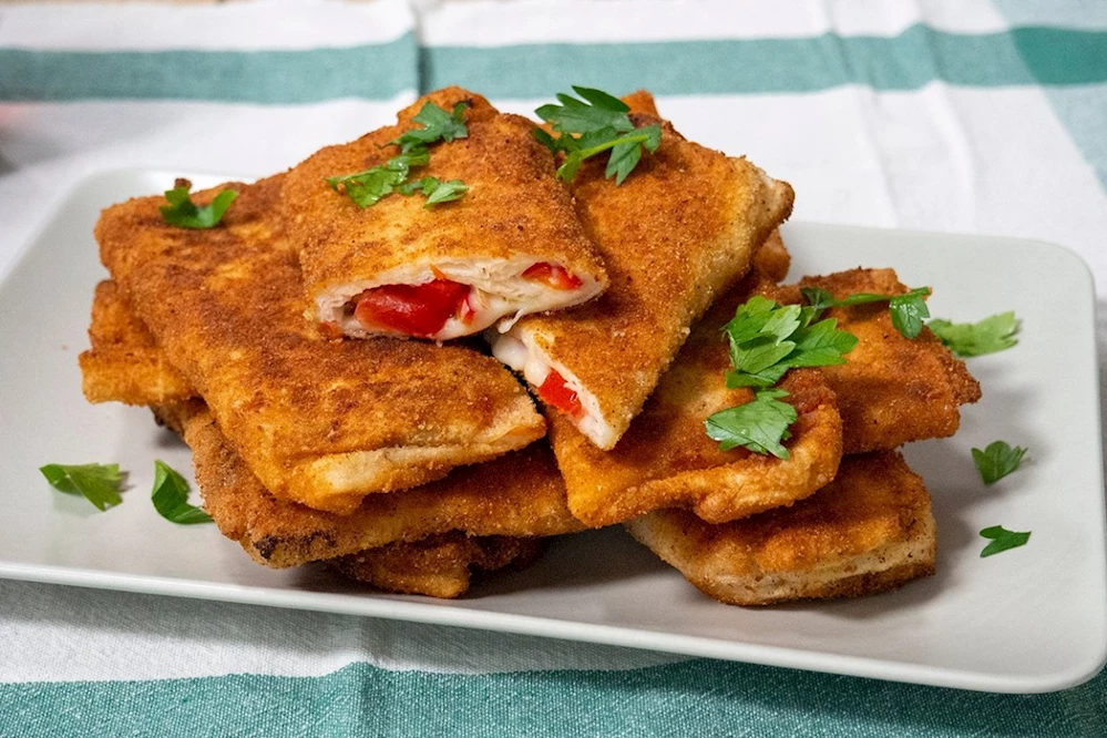 Pizza Börek Tarifi! Pizza Börek Nasıl Yapılır? Pizza Börek Püf Noktaları!