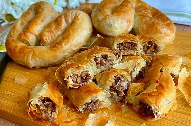 Baklavalık Yufkadan Börek Nasıl Yapılır? Baklavalık Yufkadan Börek Tarifi... Malzemeleri Nelerdir?