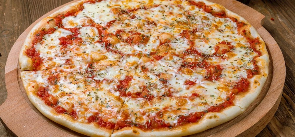 İtalyan Usulü Pizza Nasıl Yapılır? İtalyan Usulü Pizza Tarifi... İtalyan Usulü Pizza Malzemeleri Nelerdir?