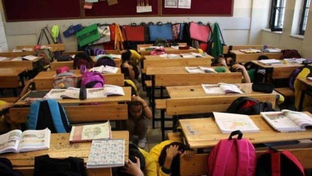 Okullar Ne Zamana Kadar Uzatıldı? Okullar Ne Zaman Açılacak?