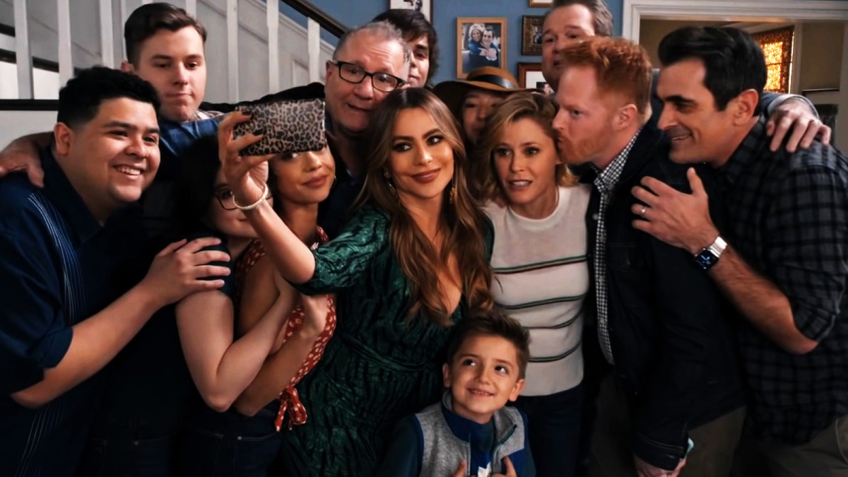 Dizigom1 Full HD Modern Family 3. sezon 1. bölüm Türkçe altyazı full HD izle!