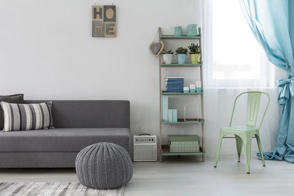 Sade ve Minimalist Salon Tasarımı Nasıl Yapılır? Sade Bir Ev İçin Dekorasyon Önerileri!