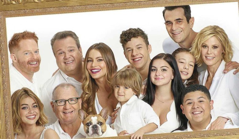 Dizipal Full HD Modern Family 1. sezon 17. bölüm Türkçe altyazı full HD izle!