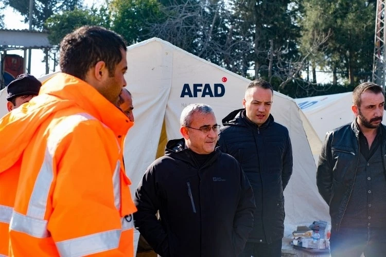 Kütahya Belediye Başkanı Işık, deprem bölgesinde