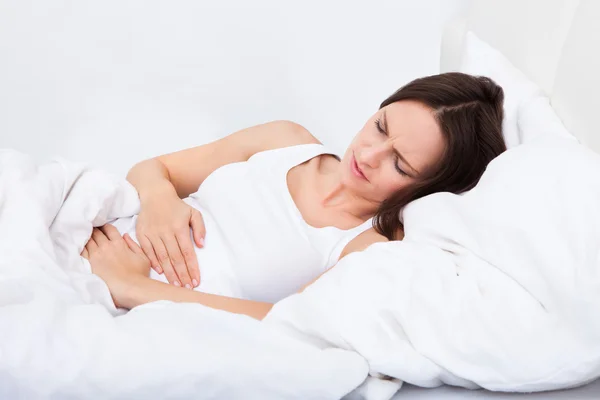 PMS Öncesi Depresyon Belirtileri Nelerdir? PMS Öncesi Belirtiler!
