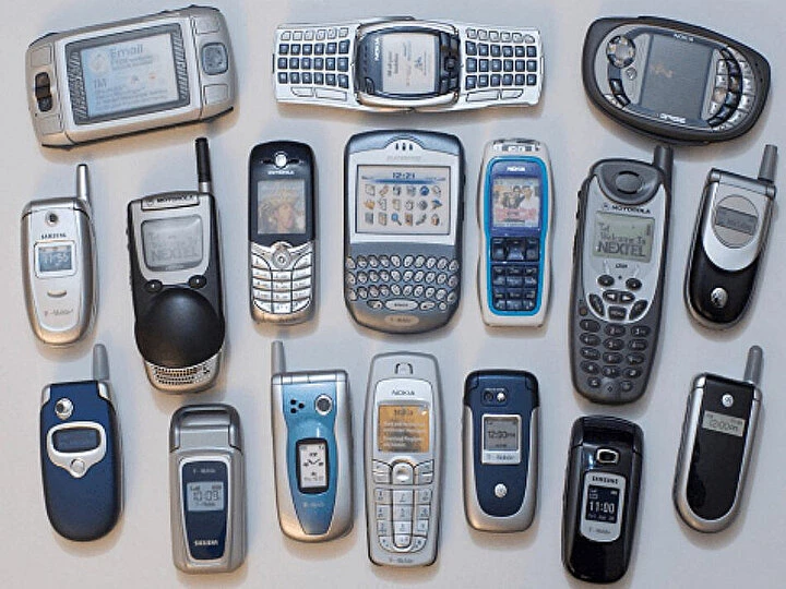 Eski Telefon Koleksiyonerlerinin Dikkatine! Fiyatları Binlerce Liraya Çıktı...