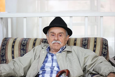 Rüyada yaşlı adam görmek ne anlama gelir, neye işarettir? Rüyada yaşlı adam görmenin anlamı nedir?