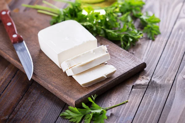 Rüyada beyaz peynir görmek ne anlama gelir, neye işarettir? Rüyada beyaz peynir görmenin anlamı nedir?