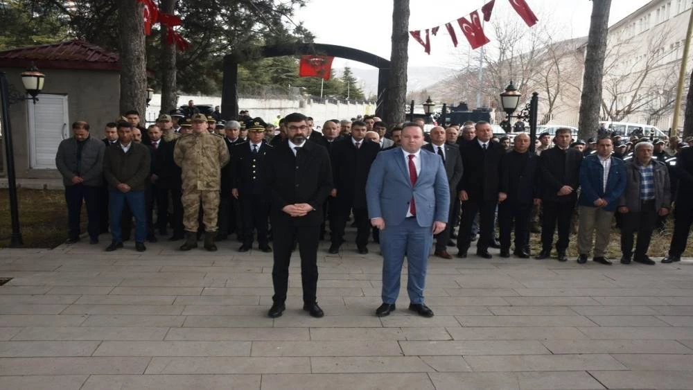 Bitlis’te 18 Mart şehitleri anma günü programı düzenlendi