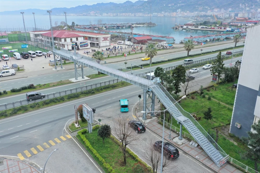 OTOGAR KAVŞAĞINDA YENİ ÜST GEÇİT TAMAMLANDI
