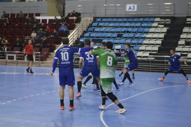 Sakarya hentbolde Nilüfer