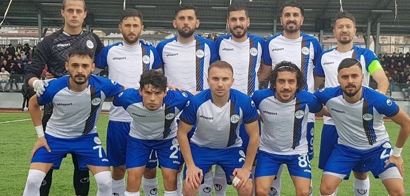 Özel İdarespor Lidere Farklı Mağlup Oldu