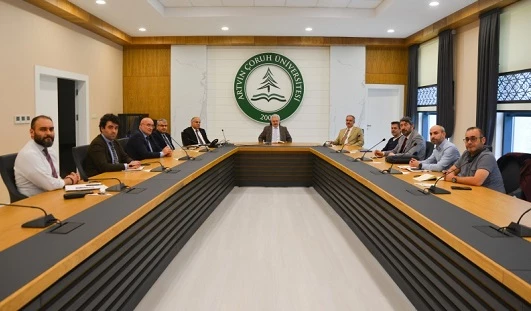 AÇÜ’DE İHTİSASLAŞMADA STRATEJİK VİZYON DEĞERLENDİRME TOPLANTISI