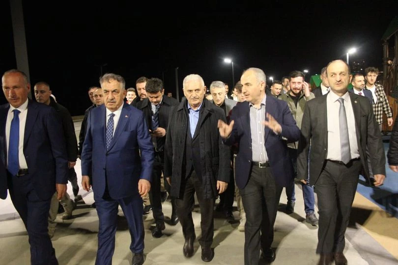 ESKİ BAŞBAKAN BİNALİ YILDIRIM RİZE’DEYDİ 