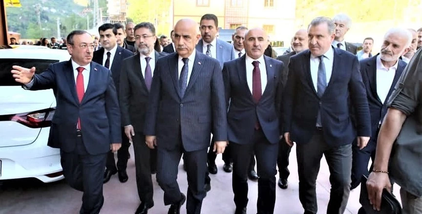 Çaykur’da Çay Fabrika Sayısını 49