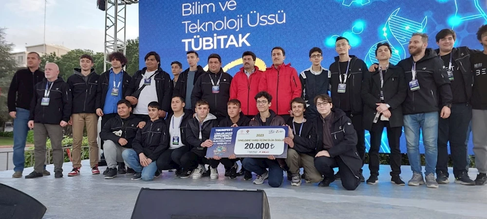 Liselilerin geliştirdiği ″Safrantech″ isimli elektrikli araç, TEKNOFEST